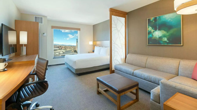 Modern Design Commercial Hotel Furniture Luxury Double Hotel Room Beds Design 0